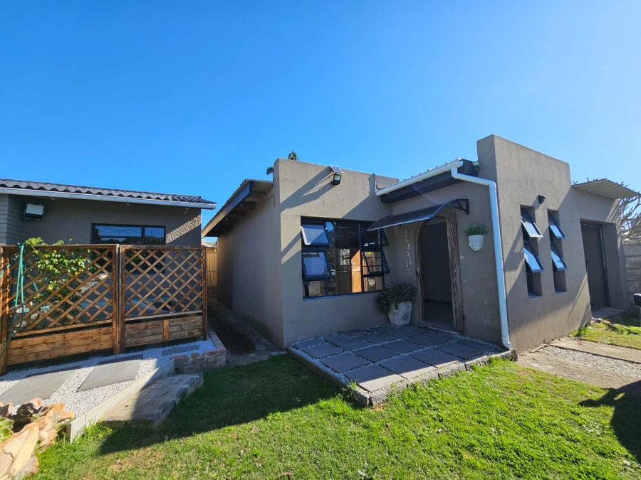 4 Bedroom Property for Sale in Greenshields Park Eastern Cape